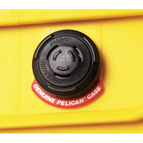 pelican-protector-hard-case-pressure-valve